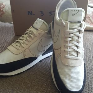 Nike Men's N. 354 size 10.5 shoes